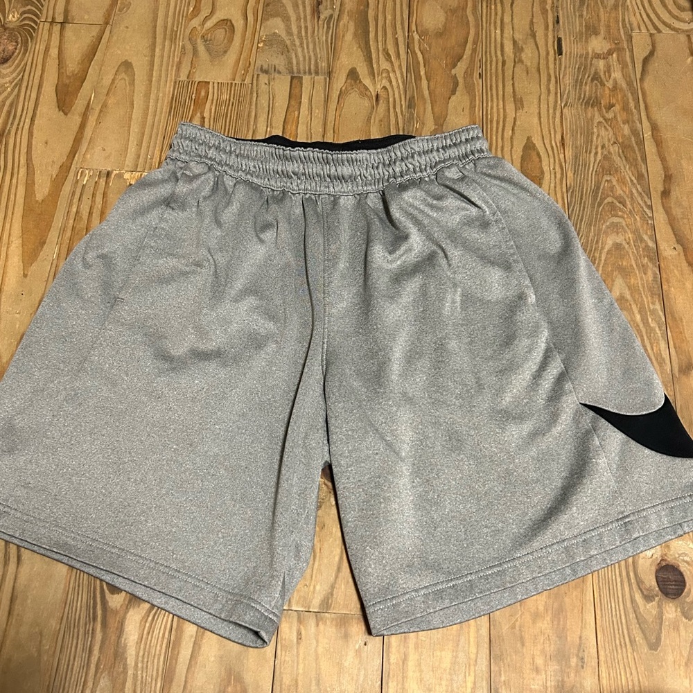 Nike Dri Fit BasketBall Shorts, Size M in Mens, Colors are Black and Dark Grey